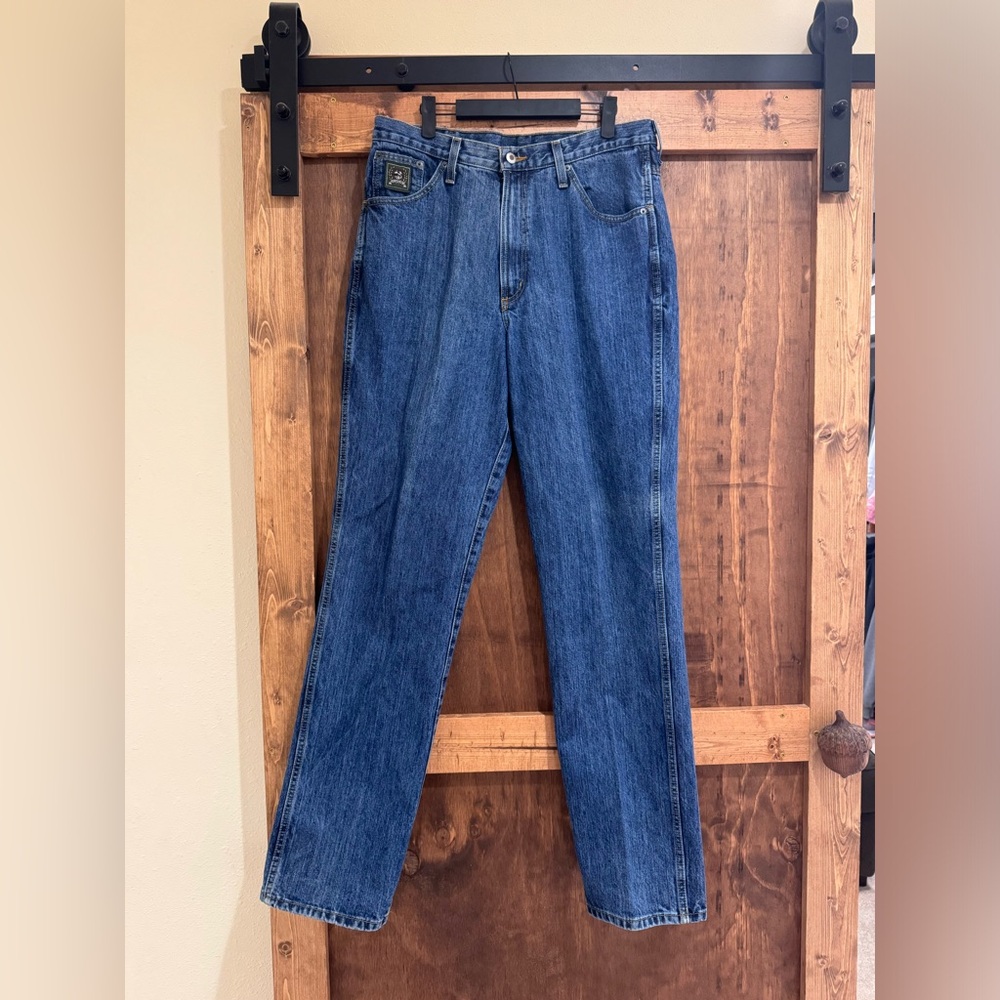 Men’s Vintage Cinch Green Label Jeans. Size: 35 x 36